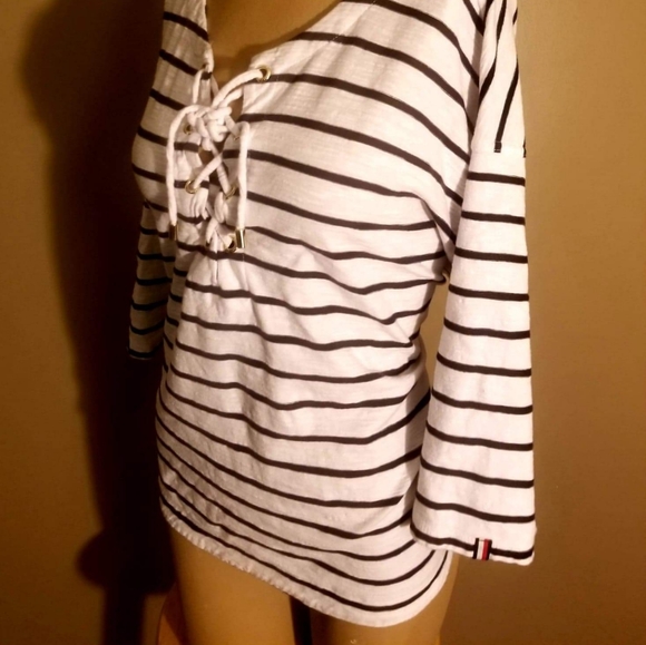 Tommy Hilfiger Striped Blouse Size Large - Picture 5 of 7